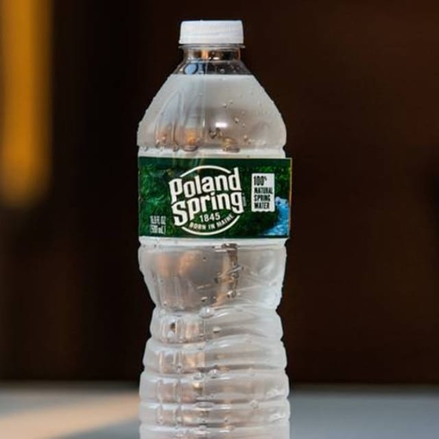 Poland Spring Water (16.9 Oz).